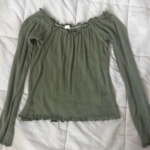 Off-Shoulder Long Sleeve